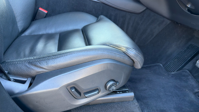 Volvo XC90 2.0 B5D [235] Plus Dark 5dr AWD Geartronic Diesel Estate